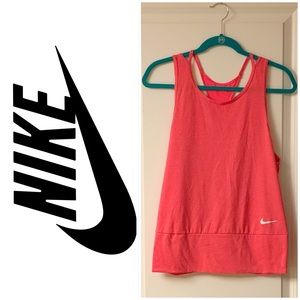 3/$20❄️Nike Racerback Tank Pink Small
